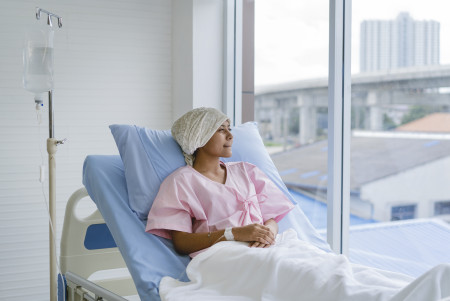 Borítókép: Nem csak 40 felett veszélyeztet a mellrák: egyre több fiatal küzd a betegséggel 