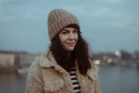 Borítókép: Ilyen a világ pszichológus szemmel: Fejes-Vékássy Lilivel beszélgettünk