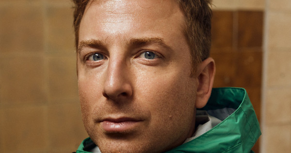 Borítókép: „A gyász témájával való foglalkozás miatt én is nagyon sokat álmodtam a halállal” - interjú a Magasságok és mélységek rendezőjével, Csoma Sándorral