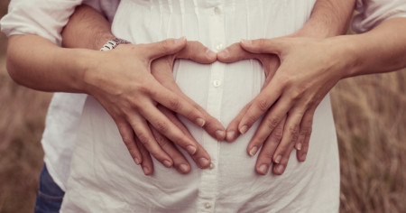 Borítókép: A barátnőm megette a méhlepényét! Miért egyre elterjedtebb ez a bizarrnak tűnő szokás?