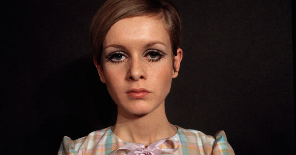 Borítókép: 74 éves lett a Twiggy, a világhírű modell, aki még a TikTokkerekre is hatással van