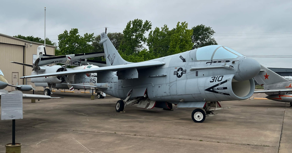 LTV A-7E Corsair II