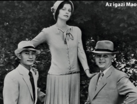 Borítókép: Műanyagevő, szén-monoxidot lélegző lények, akik megfulladnak az oxigéntől: mi mindent hiszünk el, ha jól van tálalva?