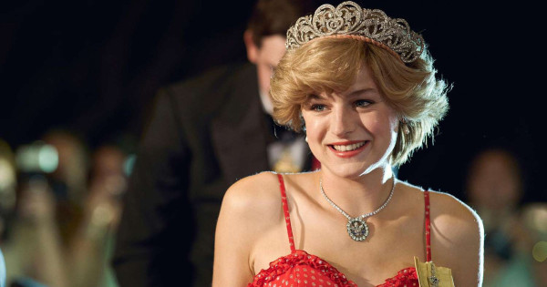 Borítókép: Nem titkolják tovább! A korona Dianája összejött az Oppenheimer sármos színészével