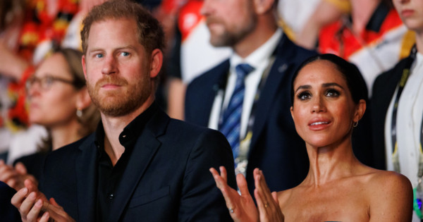 Borítókép: Meghan az orránál fogva vezeti Harryt? Egy testbeszéd-szakértő csúnyán leleplezte a házaspár kapcsolatát