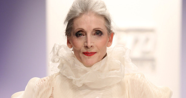 Borítókép: 7 bombasztikus 60 feletti nő, aki élő bizonyítéka annak, hogy az életkor tényleg csak egy szám