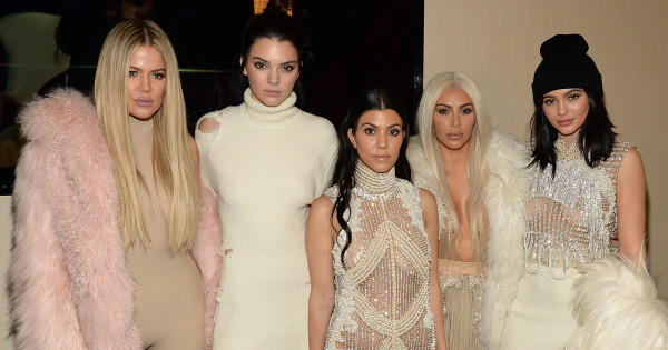 Borítókép: Kardashian-átok: 5 híres pasi, akinek tönkrement az élete, miután szakított valamelyik nővérrel