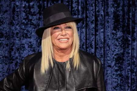 Borítókép: Elhunyt Suzanne Somers, az Egyről a kettőre színésznője, aki ma lenne 77 éves