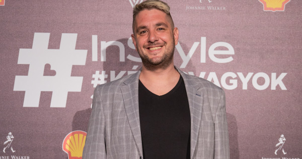 Borítókép: „Valamilyen szinten mindannyian érintettek vagyunk ebben az oktatási káoszban” - interjú Jocó bácsival, az idei #képesvagyok díjátadó gála egyik győztesével