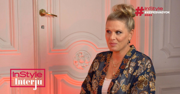 Borítókép: Oroszlán Szonja az anyaságról: „Ha már egy döntésen hezitálunk, akkor biztos, hogy a válasz: nem” - VIDEÓ