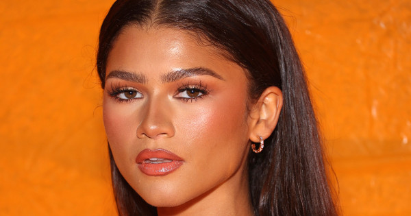 Borítókép: Kopizd le a szépségtrükkjét: Zendaya saját bevallása szerint ezt a filléres beauty terméket még egy lakatlan szigetre is magával vinné