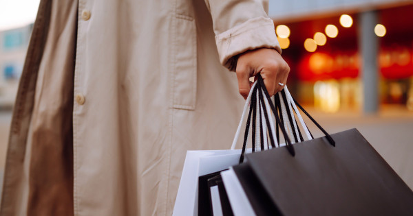 Borítókép: 50 és 70 százalékos kedvezmények a hétvégén! Íme az InStyle 15 kedvenc kuponja, amit felhasználhatsz az őszi JOY-napokon