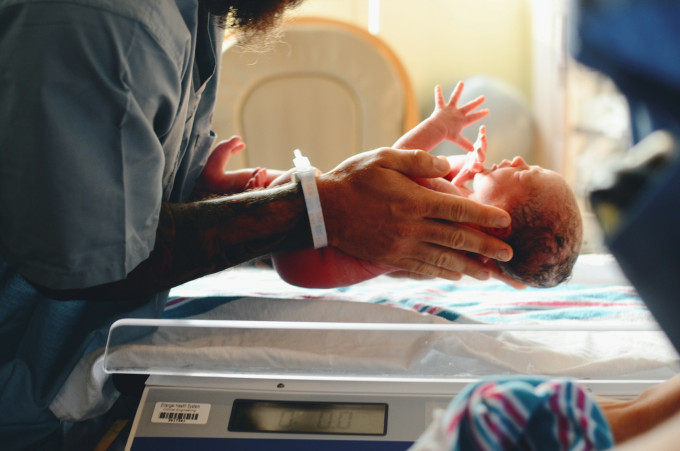 koraszülött, koraszülöttek világnapja, inkubátor, neonatológia,
