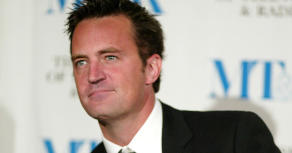 Borítókép: 6 híres nő, akikkel Matthew Perry szerelmi viszonyba keveredett