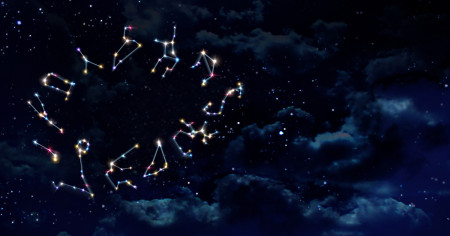 Borítókép: Decemberi horoszkóp: mozgalmas hónapot ígérnek a csillagok