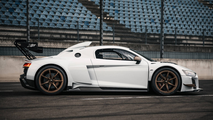 Abt XGT oldalról