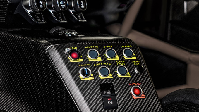 Abt XGT beltér