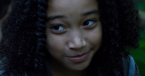 Borítókép: Emlékszel még rá? Ilyen dögös nő lett Az éhezők viadala kislányából, Rue-ból