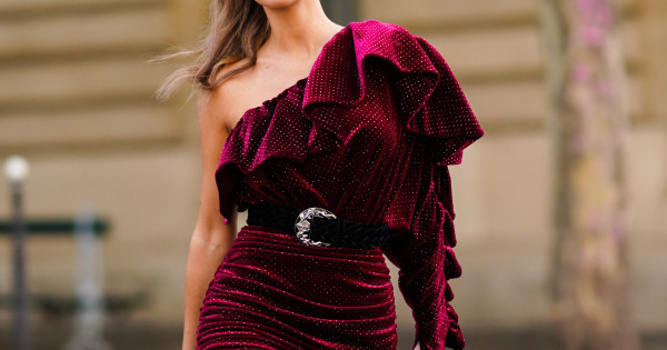 Borítókép: Az ünnepi szezon kincsei: 10 ruha karácsonyra 10 ezer forint alatt