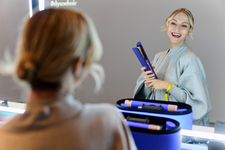 Borítókép: Izgalmas bemutatókon mutatták be a Dyson legújabb termékeit Bukarestben