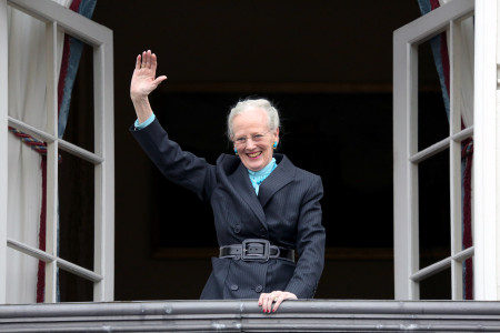 Borítókép: Megcsalási botrány áll a dán királynő lemondása mögött? Komoly összefüggéseket látnak a szakértők