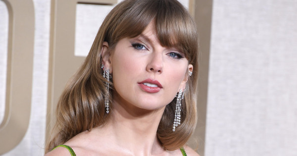 Borítókép: Egy volt évfolyamtársa kotyogta ki: Ezért utálták Taylor Swiftet a középiskolában