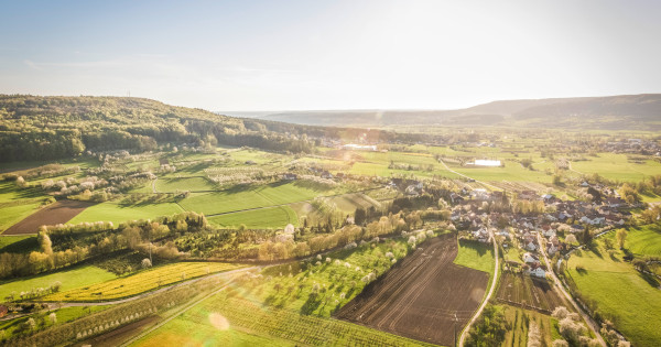 Borítókép: 5 dolog, amit megszerettem a vidéki életben, és 5 dolog, amit nem tudok megszokni