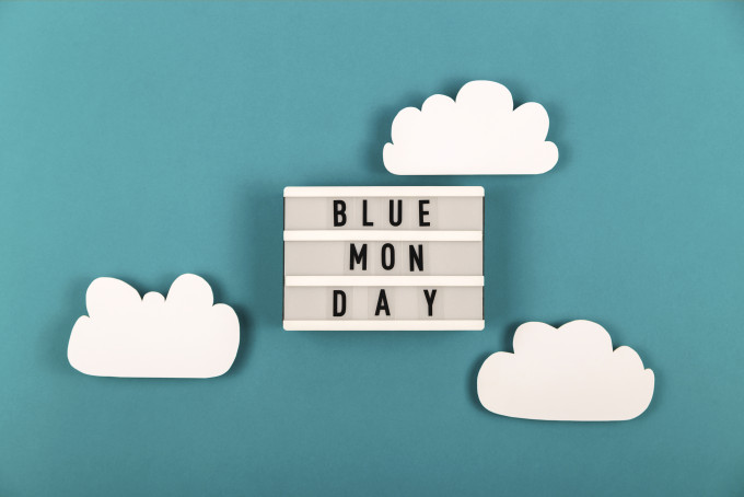 Cliff Arnall pszichológus szerint január harmadik hétfője, az év legdepressziósabb napja, a „Blue Monday”.