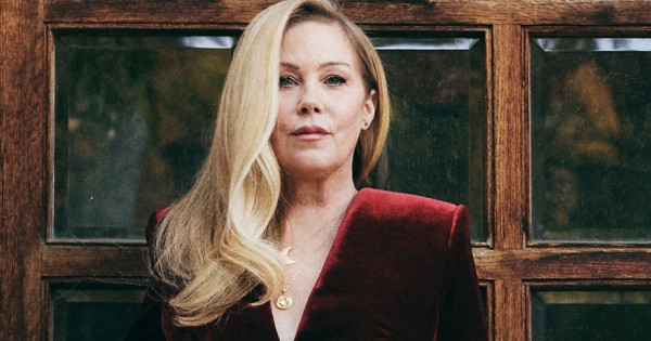 Borítókép: A gyógyíthatatlan beteg Christina Applegate vitte a prímet! Íme a 2024-es Emmy díjátadó 10 legcsodásabb ruhakölteménye 