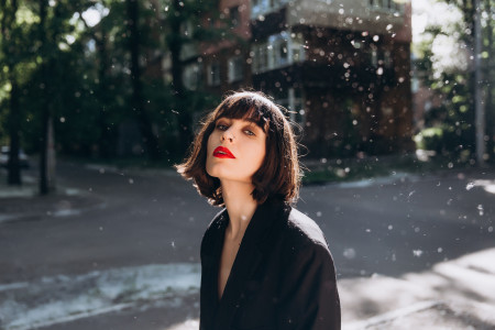 Borítókép: 2024 legjobb frizuratrendjei: a természetesség és a nőies formák fognak hódítani 