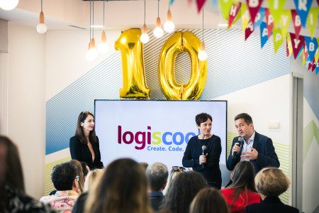 Borítókép: A 10 éves, magyarországi központú Logiscool új nemzetközi partnerséggel indítja a 2024-es évet
