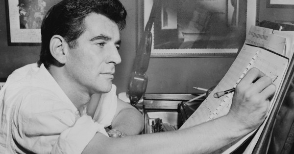 Borítókép: Ami a Maestro filmből kimaradt! Leonard Bernstein egész életében hálás volt ennek a magyar művésznek