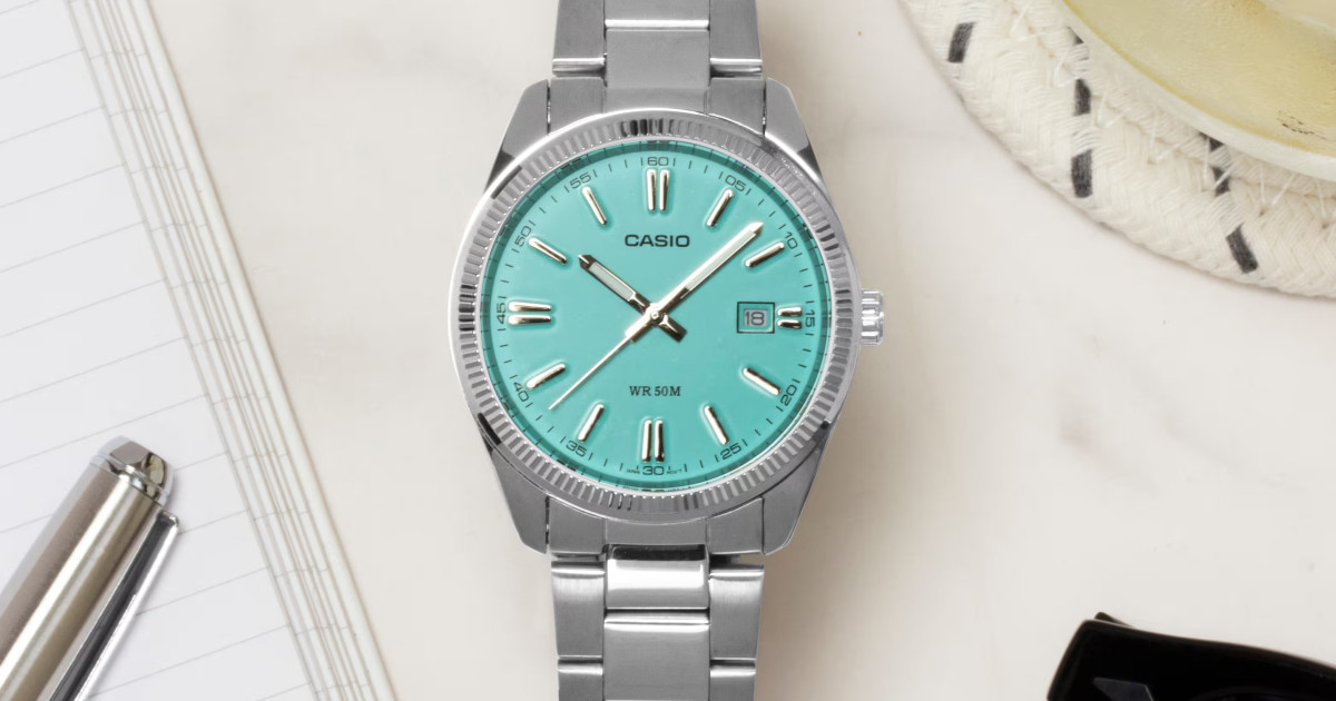 Casio Tiffany-kék számlappal