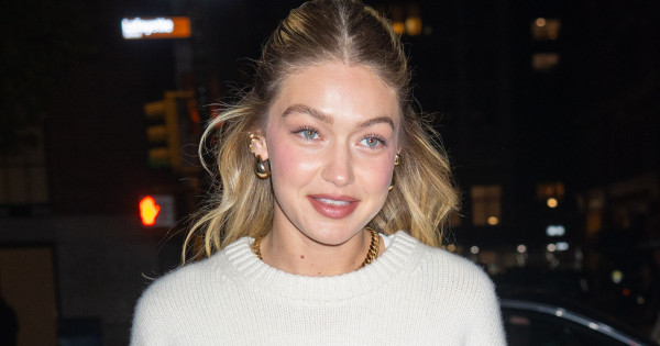 Borítókép: Kopizd le a stílusát! Gigi Hadid már most viseli a 2024-es év legtrendibb dzsekijét
