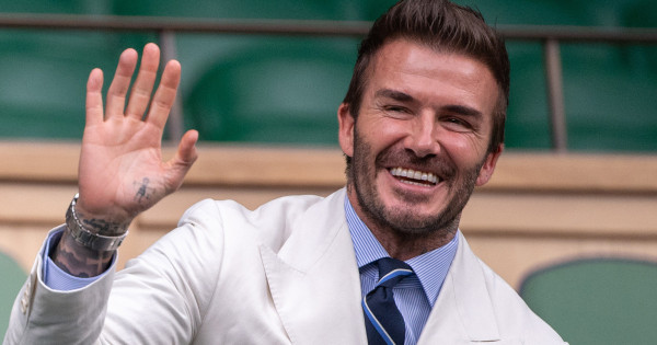 Borítókép: Több milliárdos Valentin-napi ajándék? 8 sztár, aki már túlzó módon is megadja a módját a szerelmesek ünnepének