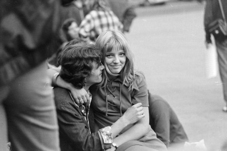 Borítókép: A romantika elmúlt 100 éve képeken: Valentin-napi szerelmes válogatás