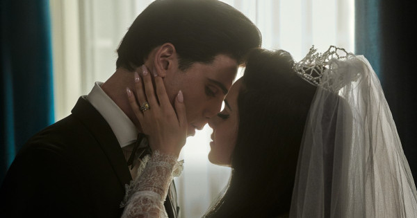 Borítókép: Mi volt mese, és mi valóság? 8 tény a Priscilla című filmből, ami milliókat sokkolt