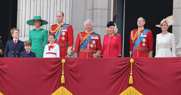 Borítókép: A brit királyi család kedvenc parfümjei: ezt viselte Diana az esküvőjén