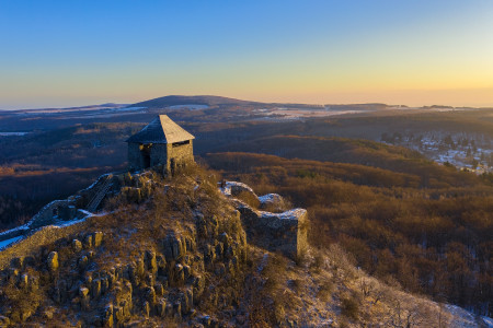 Borítókép: 6 magyar vár érdekes legendával: romantika, árulás, apa- és testvérgyilkosság