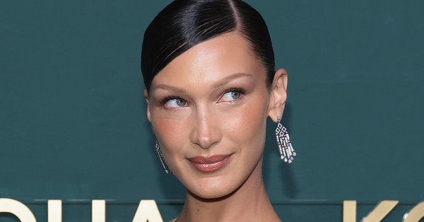 Borítókép: Bella Hadid bizonyítja! Ez a sokak szerint lejárt lemeznek számító farmertrend 2024-ben tényleg visszatér