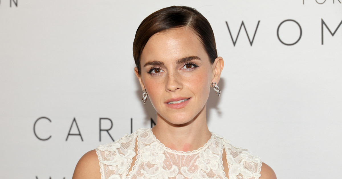 A francia nők megirigyelnék: Emma Watson ismét bebizonyította, hogy a long bob frizuránál nincs kifinomultabb
