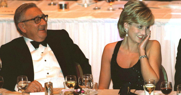 Borítókép: 6 nő a történelemből, aki zseniális revansot vett egykori férjén: nem csak Diana volt leleményes!