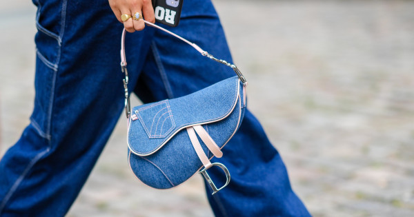 Borítókép: Erősen ajánlott! Egy szín ami 2024 tavaszán minden farmeres szettet stílusosabbá tesz