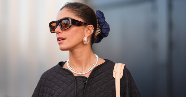 Borítókép: 2 ékszer, ami már nem lesz divatos 2024 tavaszán - mutatjuk, mik jönnek helyettük!