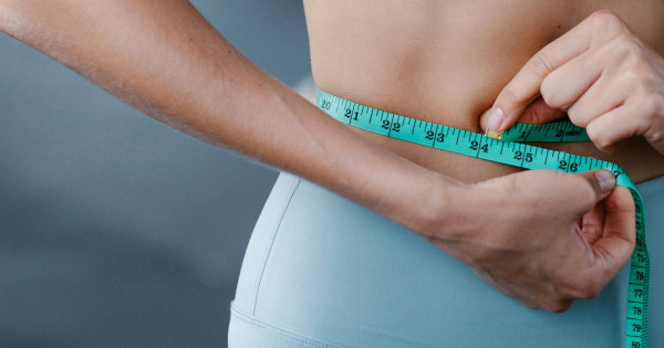 Borítókép: Ez a nő 2 hét alatt 8 kg-ot fogyott ezzel a módszerrel - mutatjuk, hogyan csinálhatod utána!