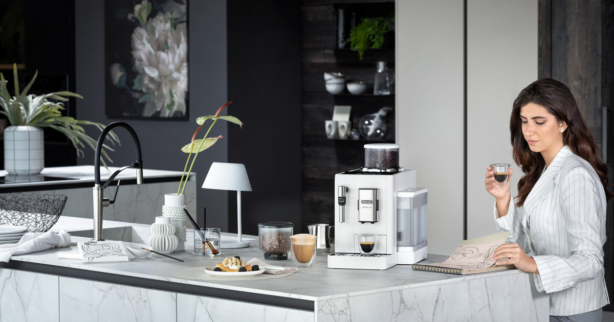 Borítókép: De'Longhi Rivelia automata kávégép lenyűgözte a piacot a három International Forum Design Awards (IF) Díj elnyerésével