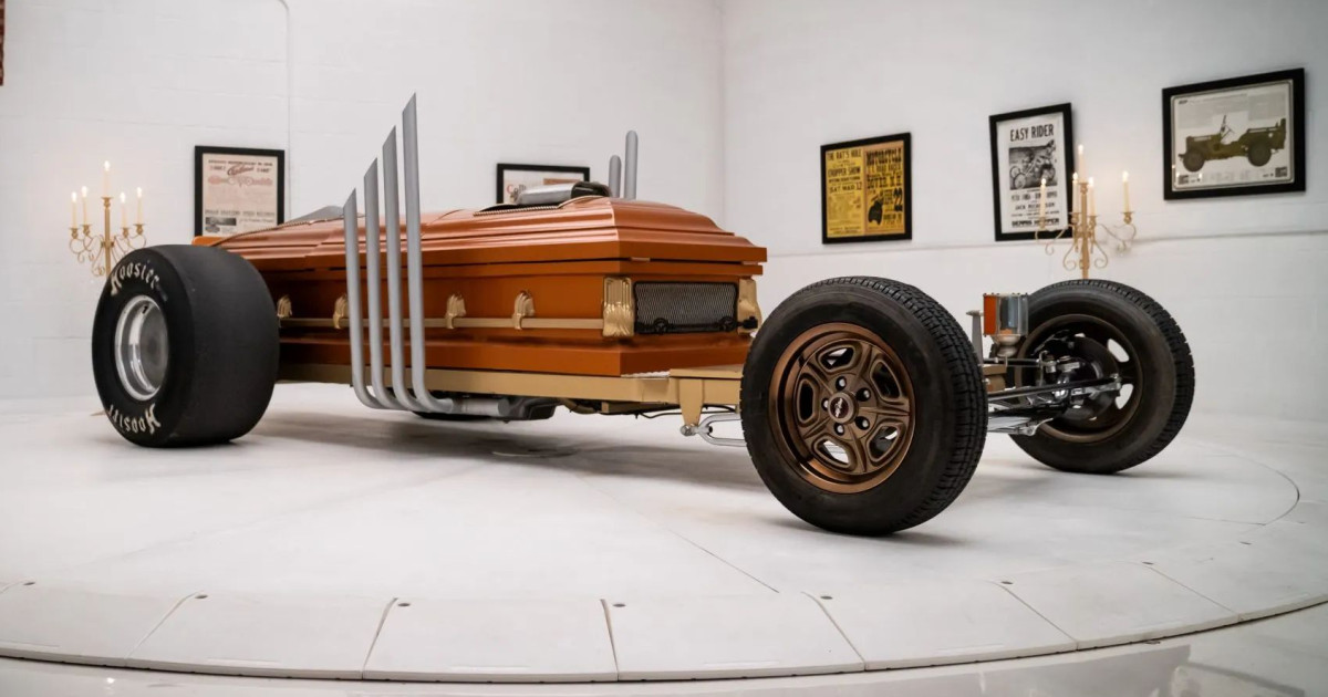 Coffin Car