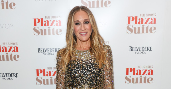 Borítókép: Több ezer vásárló esküszik erre a kevesebb mint 4 ezer forintos francia krémre - Sarah Jessica Parker is hű használója hosszú évek óta!