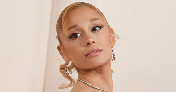 Borítókép: 10 elavult frizura, ami a legszebb nőket is elcsúfíthatja - ezek jönnek helyettük divatba!