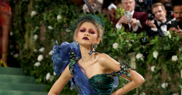 Borítókép: Eláll a lélegzet! 10 sztár, aki felejthetetlen szettet viselt a 2024-es MET-gálán